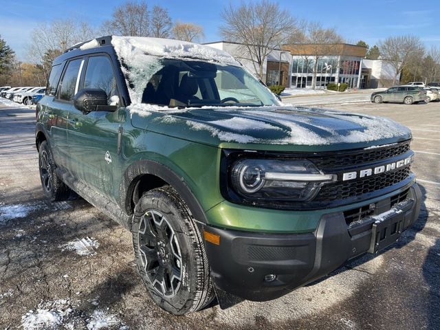 2025 Ford Bronco Sport Outer Banks's photo