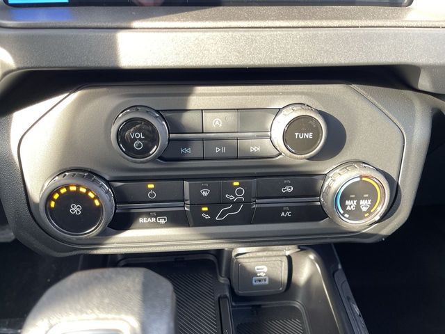 2025 Ford Bronco 4-Door Base - Photo 20