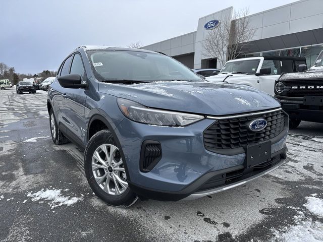 2025 Ford Escape Active's photo