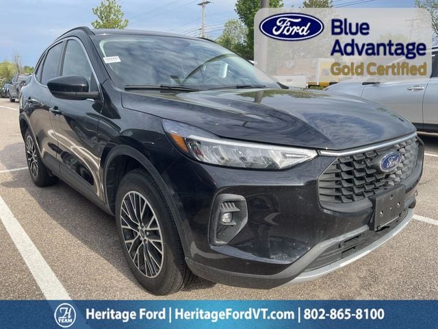 2025 Ford Escape Plug-in FWD's photo