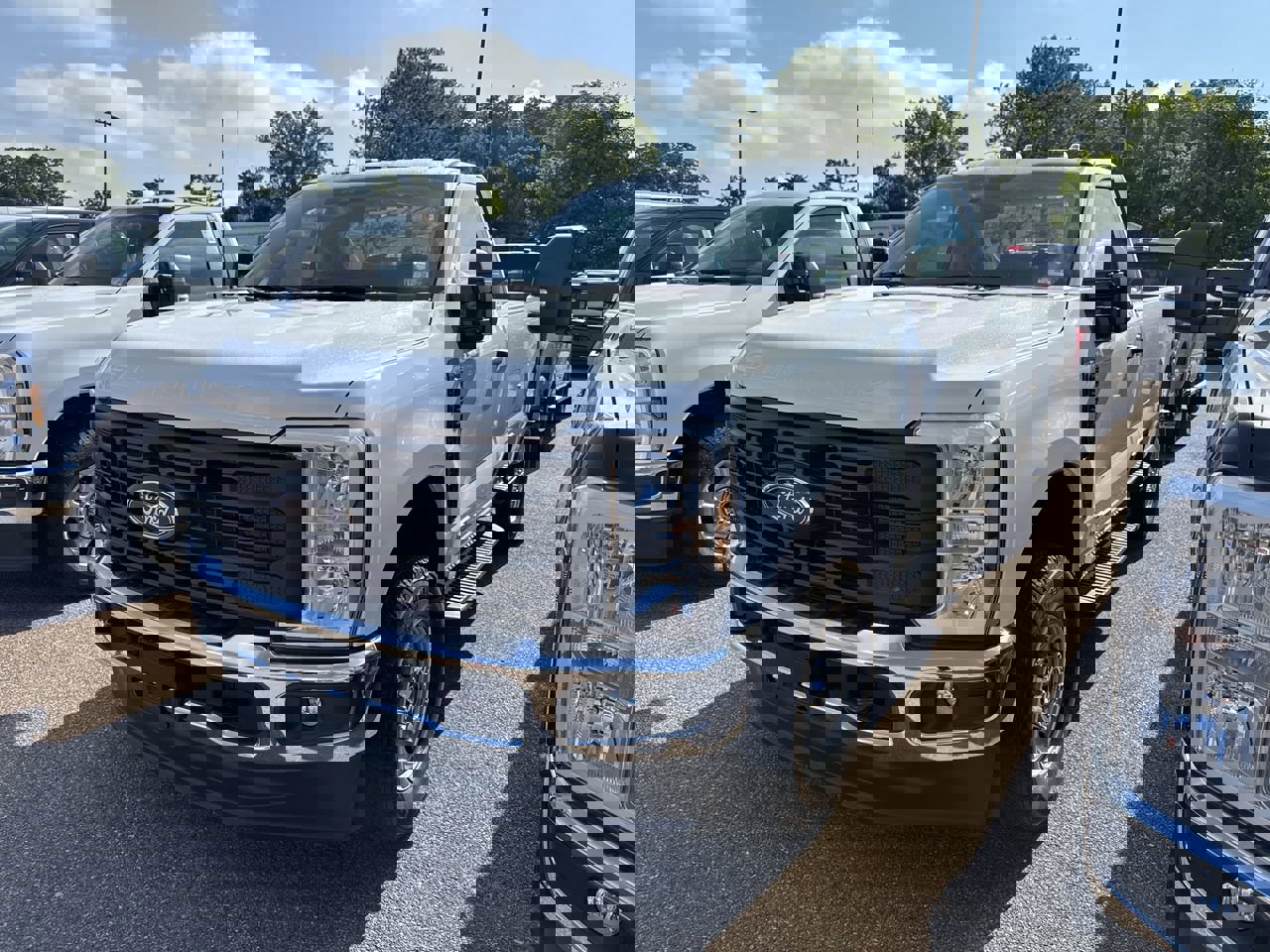 2025 Ford F-250 XL photo 2
