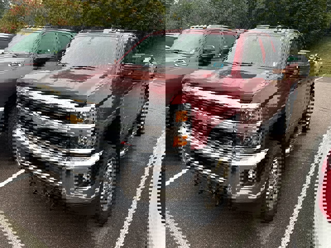 2018 Chevrolet Silverado 2500HD LT photo 2