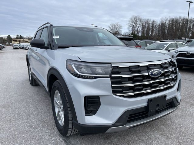 2026 Ford Explorer Active's photo
