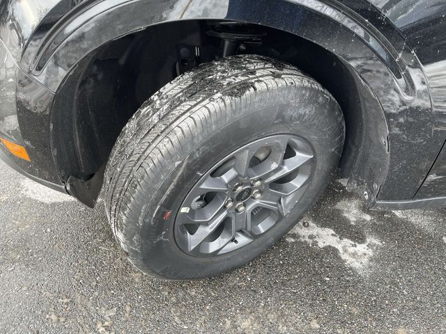 2025 Ford Maverick XLT - Photo 11