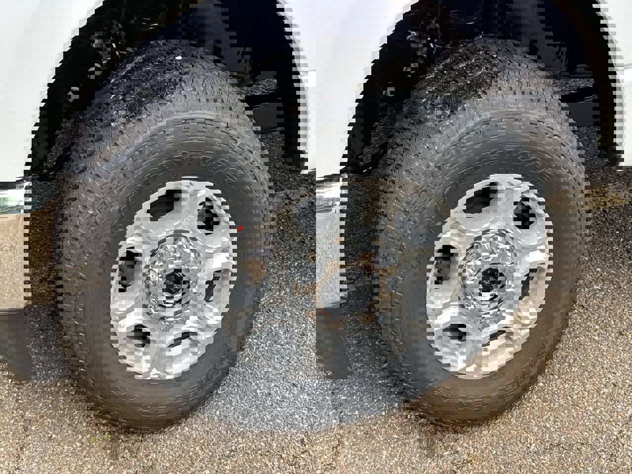 2025 Ford F-350 XLT photo 2