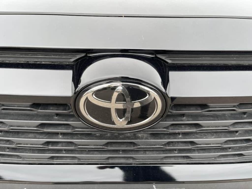 Used 2025 Toyota RAV4 Hybrid LE SUV