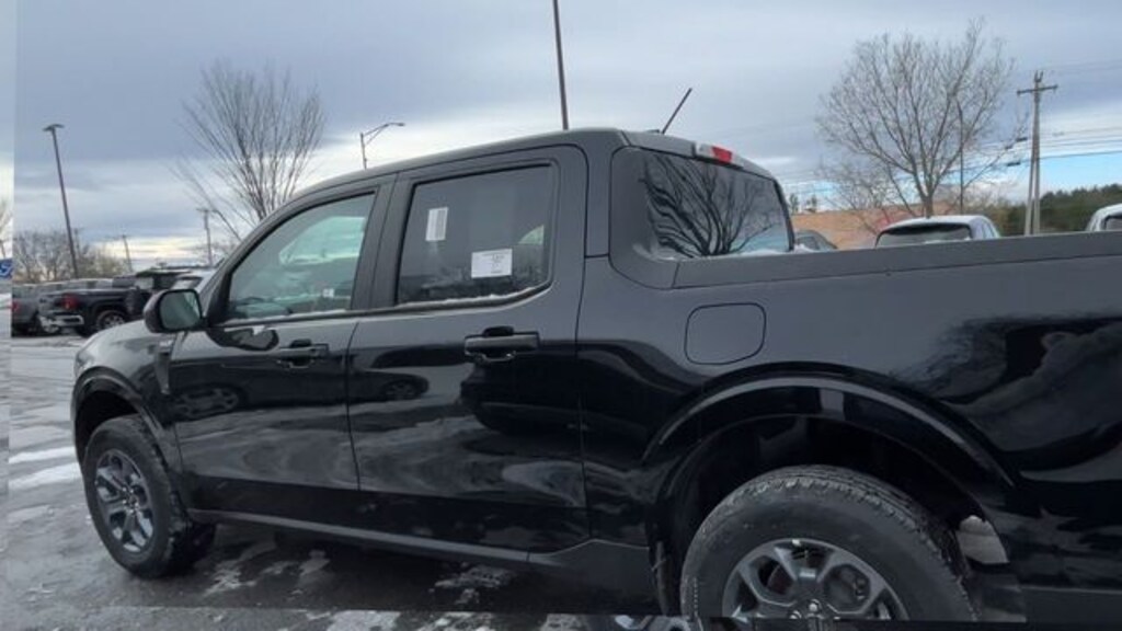 New 2025 Ford Maverick XLT Truck