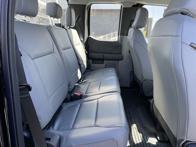 2025 Ford F-550 Super Duty Chassis Cab XL - Photo 22