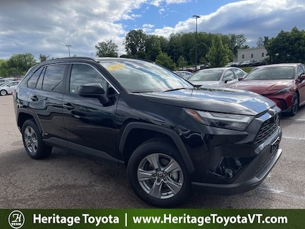 2025 Toyota RAV4 Hybrid LE SUV
