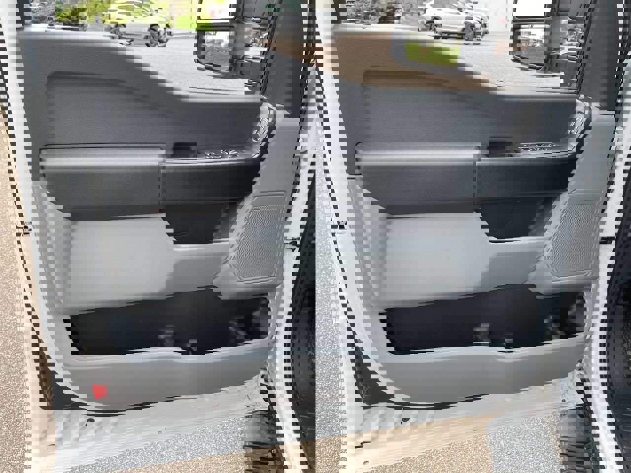 2025 Ford F-250 photo 4