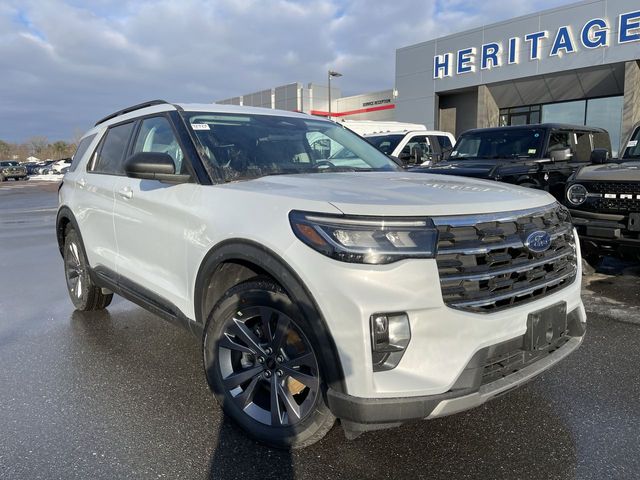 2026 Ford Explorer Active's photo