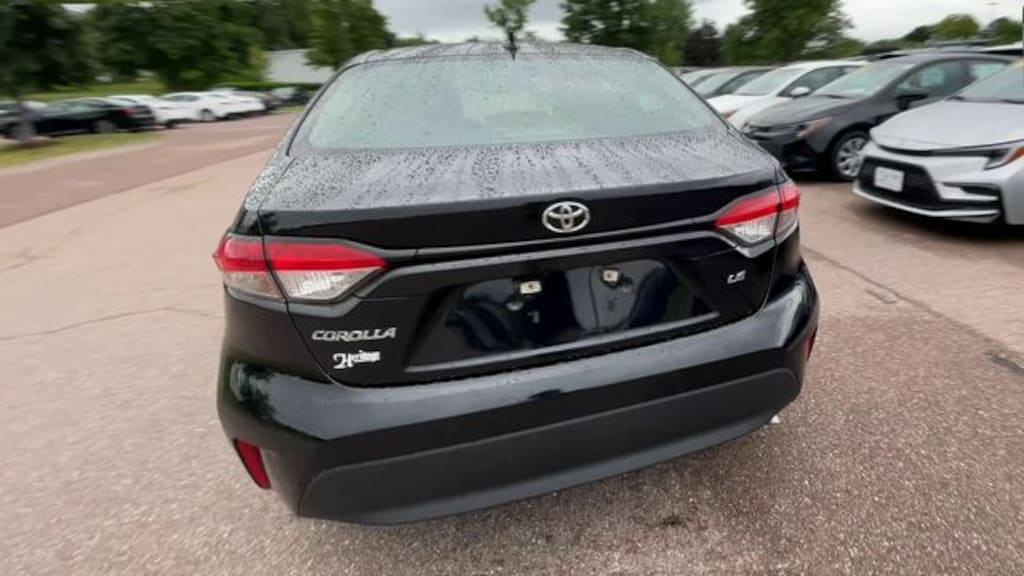 Used 2024 Toyota Corolla LE Sedan