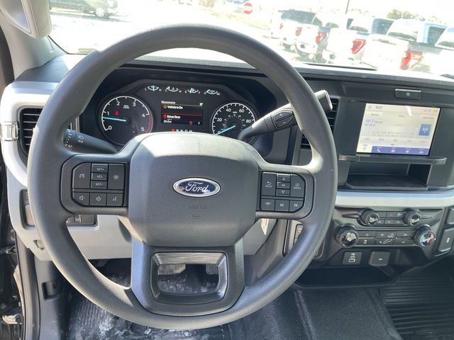 2025 Ford F-550 Super Duty Chassis Cab XL - Photo 16