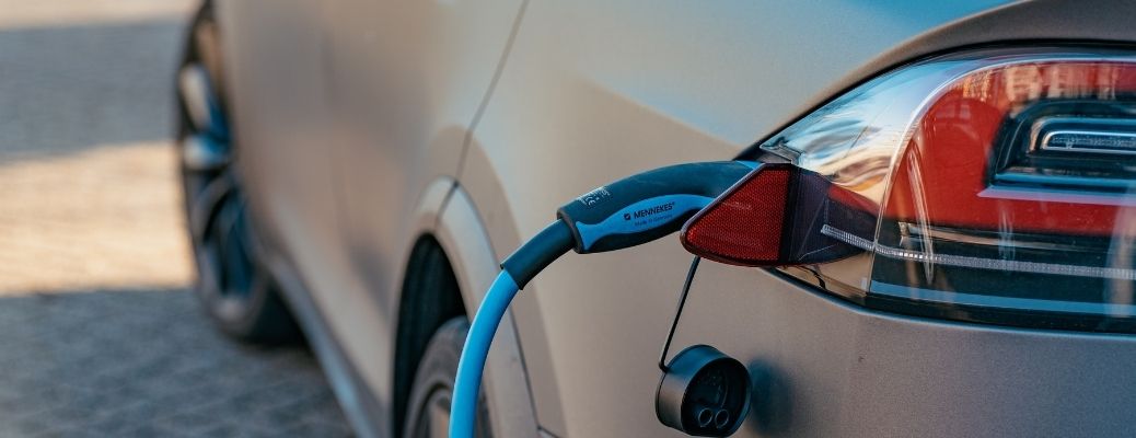 Nov23_Shareable1_Ford Public Charging_A_o.jpg