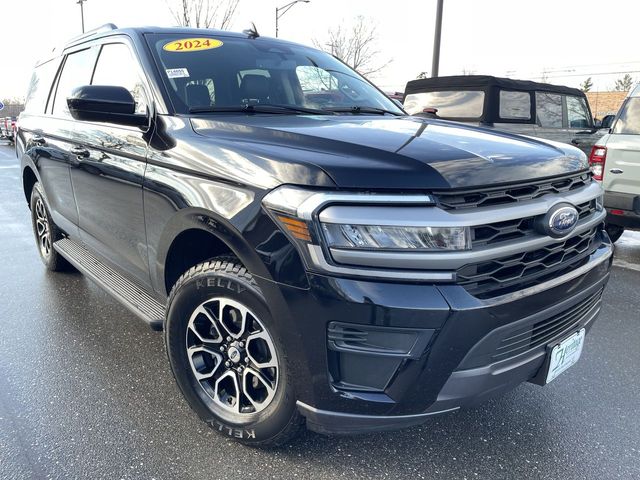 2024 Ford Expedition XLT's photo