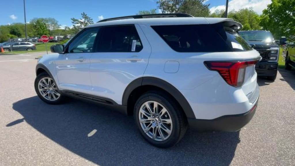 New 2026 Ford Explorer Active SUV