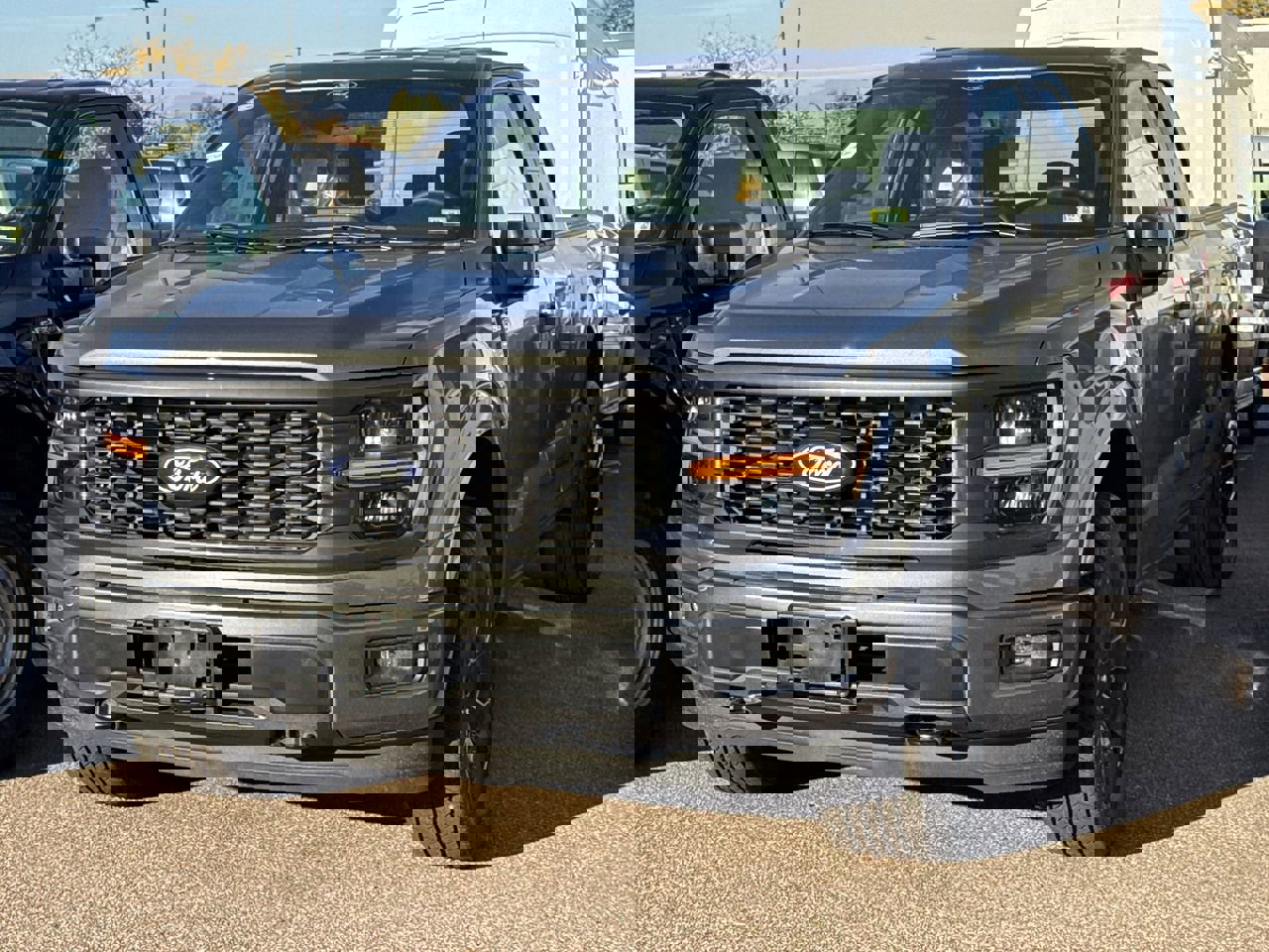 2025 Ford F-150 STX photo 2