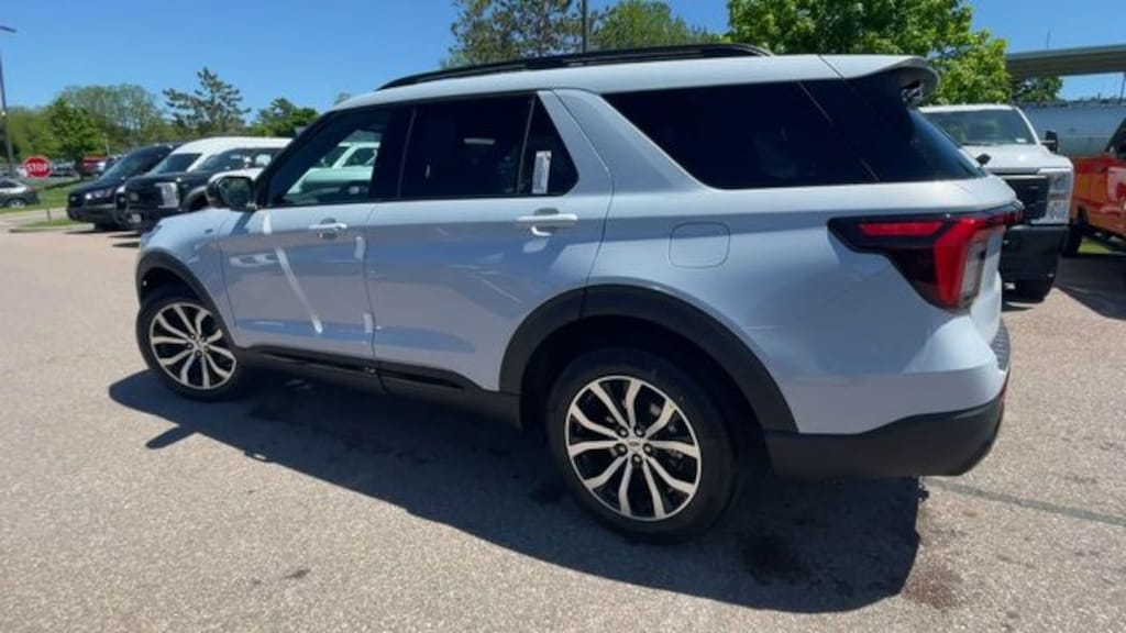 New 2026 Ford Explorer ST-Line SUV