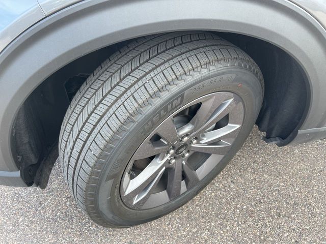 2026 Ford Explorer Active - Photo 11