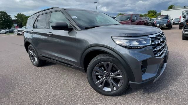 2026 Ford Explorer Active - Photo 8