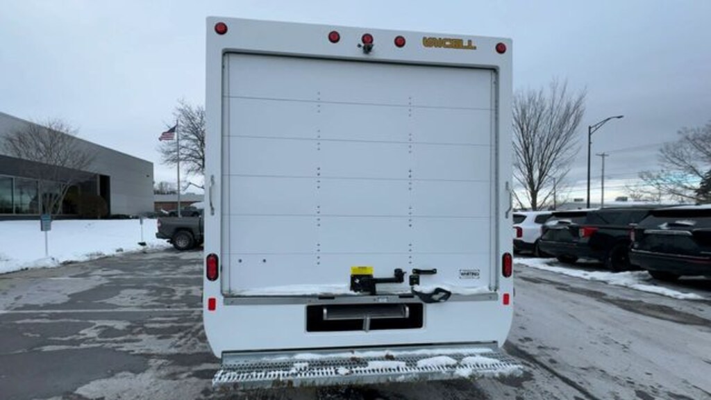 New 2026 Ford Econoline Cutaway E-350 SRW Cab/Chassis