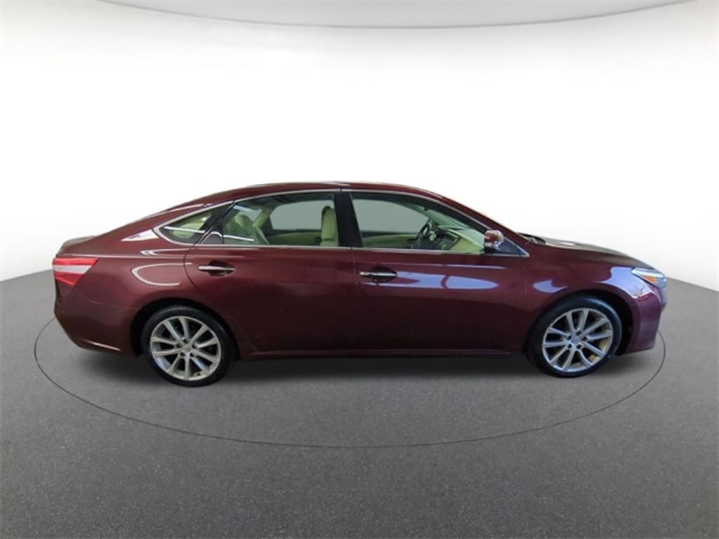 Used 2014 Toyota Avalon XLE Sedan
