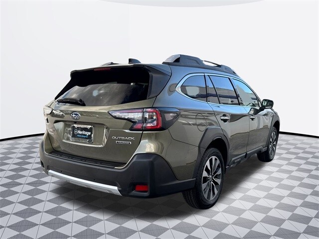 2024 Subaru Outback Touring photo 2