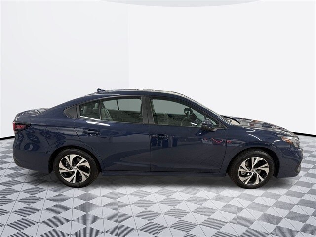 2025 Subaru Legacy Premium photo 4