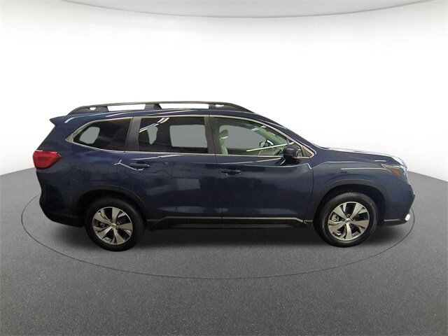 2024 Subaru Ascent Premium photo 4