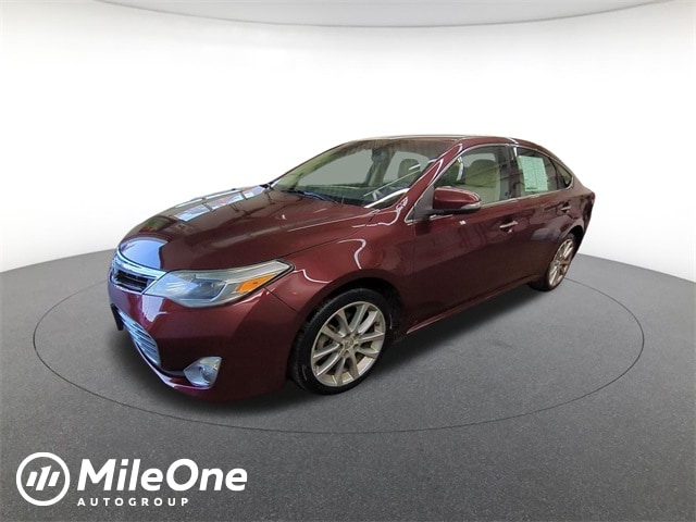 2014 Toyota Avalon XLE's photo