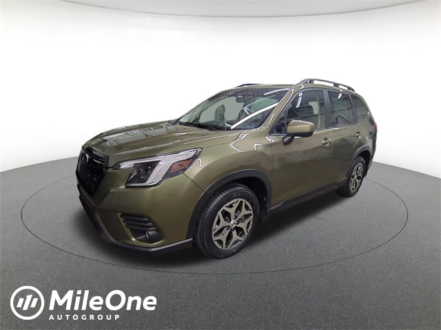 2022 Subaru Forester Premium's photo