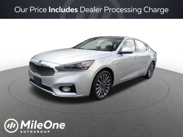 2017 Kia Cadenza Premium's photo
