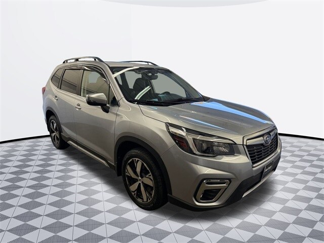 2021 Subaru Forester Touring photo 3
