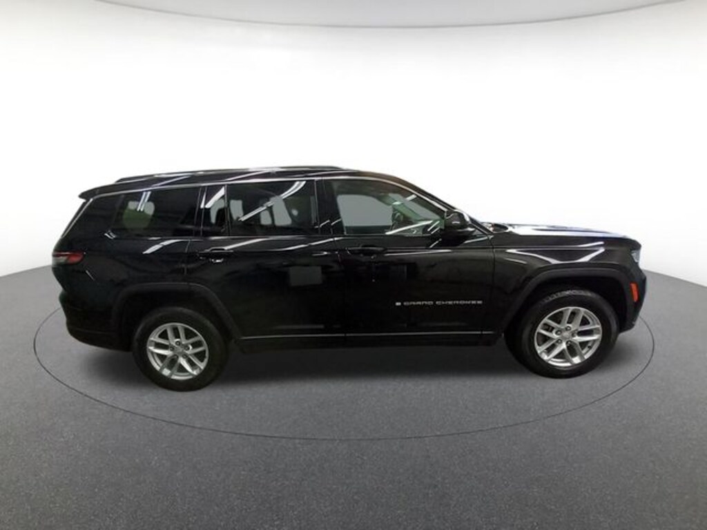 Used 2023 Jeep Grand Cherokee L Laredo 4X4 SUV