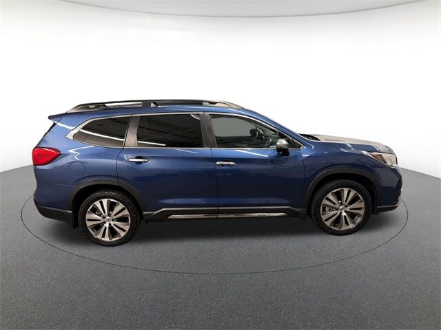 2021 Subaru Ascent Touring photo 3