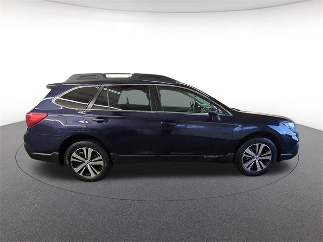 2018 Subaru Outback 2.5i Limited photo 4