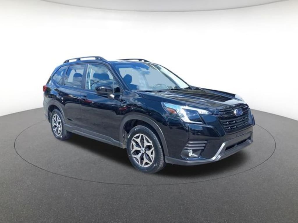 Used 2023 Subaru Forester Premium AWD SUV