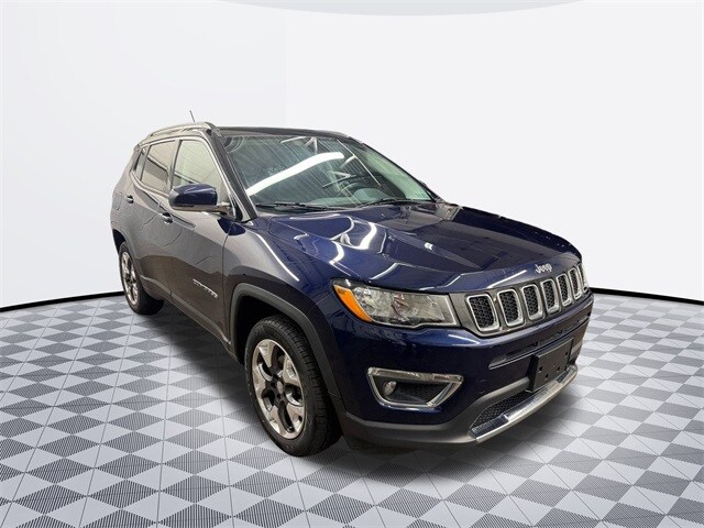 2018 Jeep Compass Limited photo 2