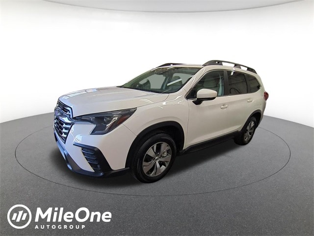 2024 Subaru Ascent Premium's photo