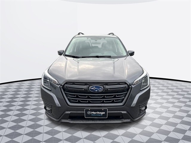 2024 Subaru Forester Limited photo 2