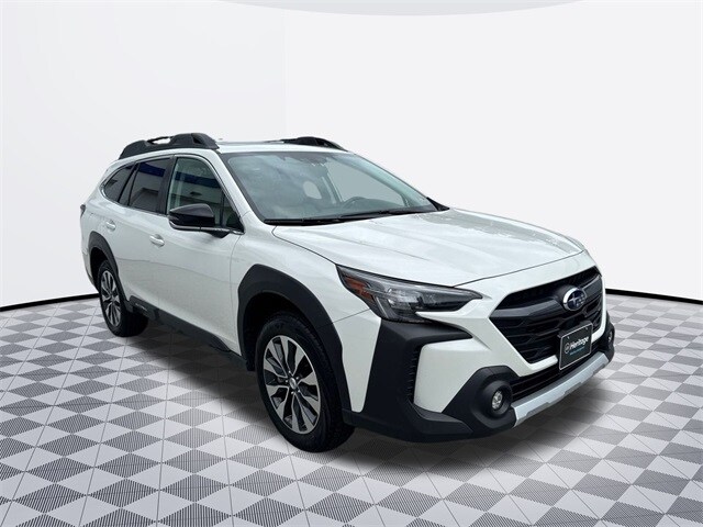 2023 Subaru Outback Limited photo 3