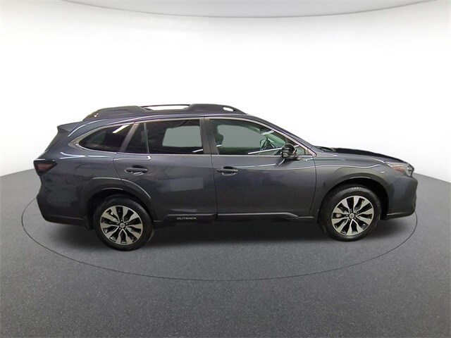 2023 Subaru Outback Limited photo 4