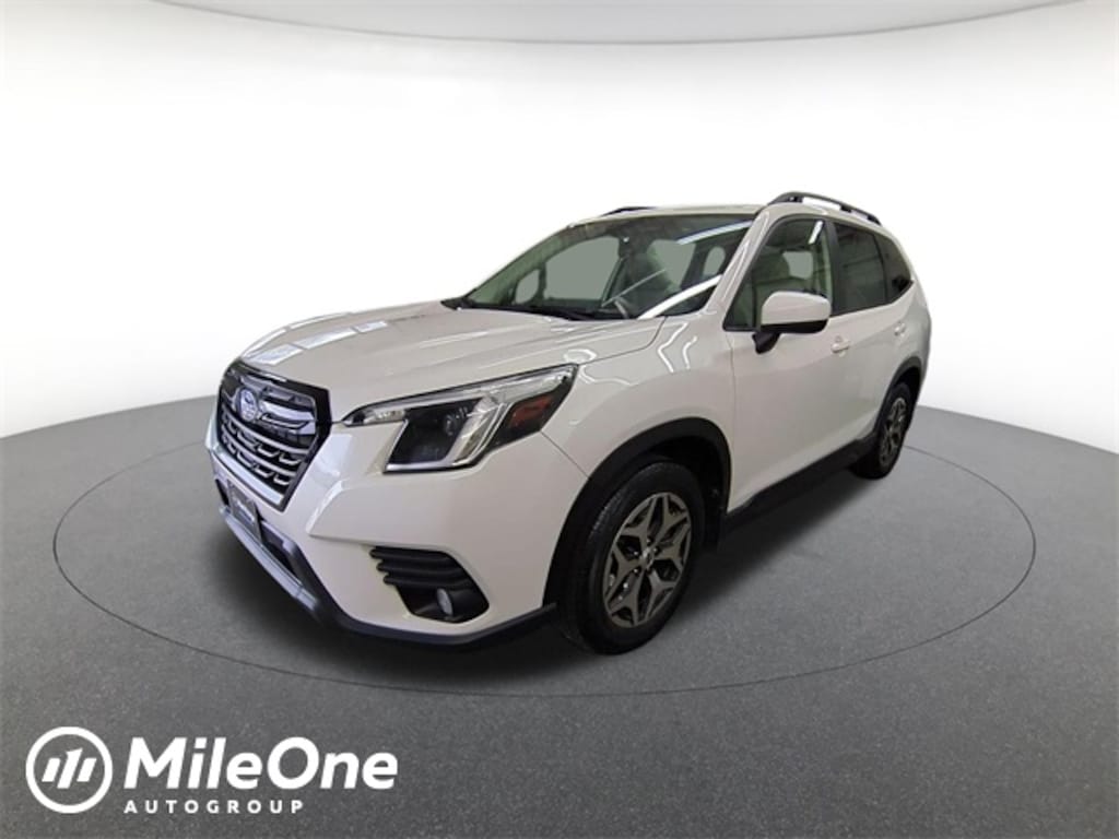 Used 2023 Subaru Forester Premium AWD SUV