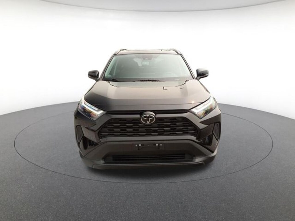 Used 2025 Toyota RAV4 XLE AWD SUV