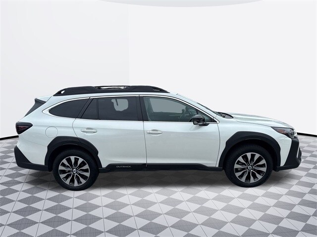2024 Subaru Outback Limited photo 4