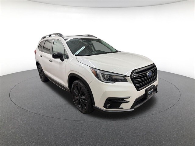 2022 Subaru Ascent Onyx Edition photo 3