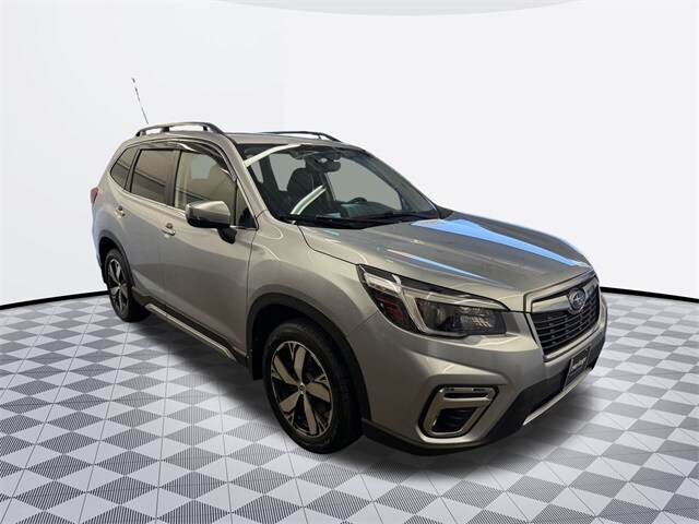 2021 Subaru Forester Touring photo 3