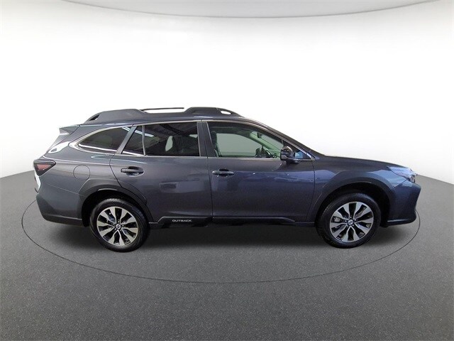 2025 Subaru Outback Limited photo 4