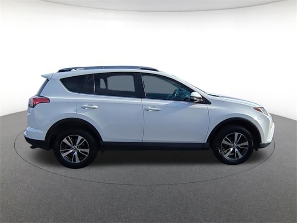 Used 2017 Toyota RAV4 XLE Sport Utility