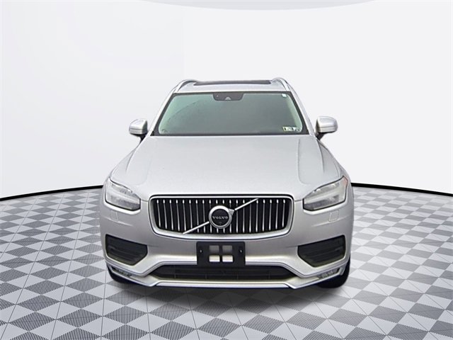 2020 Volvo XC90 T6 Momentum photo 2